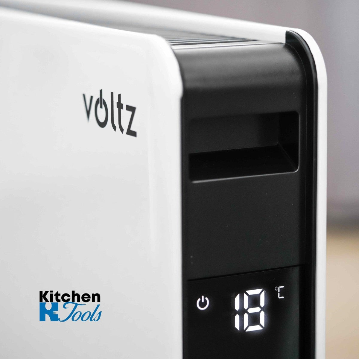 Конвектор с Voltz дистанционно управление, 2000W, 4 режима, 5-45 градуса C, таймер, LED дисплей, бял