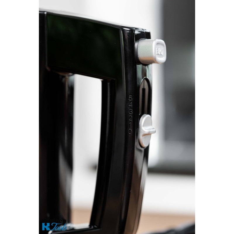 Ръчен миксер Rosberg, 300 W, със стойка за миксер и аксесоари, черен/сребрист