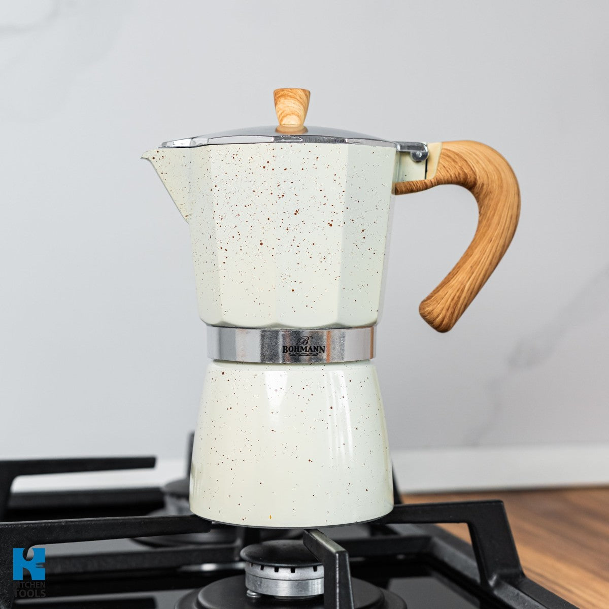 Кубинска кафеварка Bohmann BH 9303, 150 мл, 3 чаши, Предпазен клапан, Алуминий, Индукция, Бежов