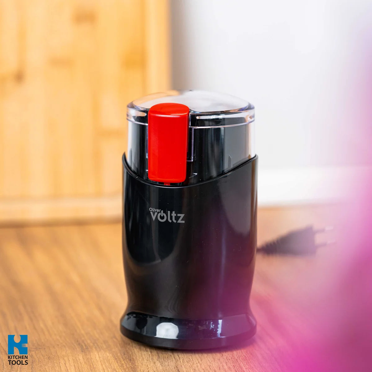 Кафемелачка Oliver Voltz, 150W, 60 гр, Система за безопасност, Стоманени ножове, Черен