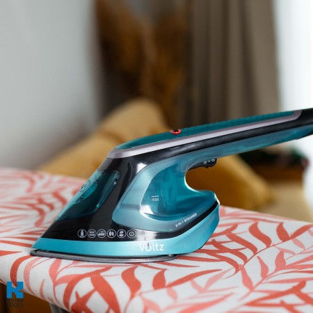 Уред за гладене с пара 2в1 Oliver Voltz OV51051C, 1800 W, 180 мл, Вертикално гладене, Термостат, Авто.изключване, Тюркоаз