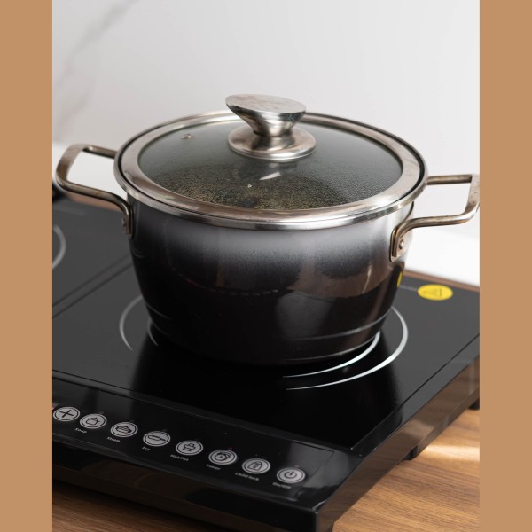 Двоен индукционен котлон Rosberg, 4000 W, 8 степени на мощност и температура, Защита, Черен