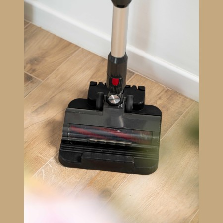 Вертикална опора за прахосмукачка Oliver Voltz