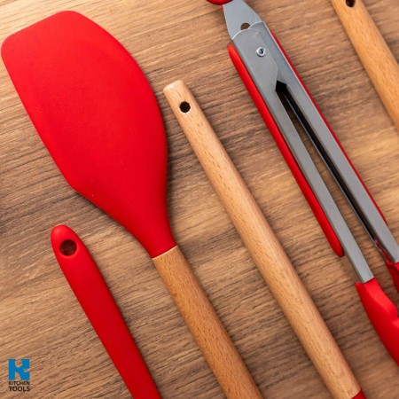 Силиконови кухненски прибори 10 части с дървени дръжки