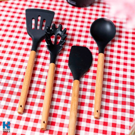 Силиконови кухненски прибори 10 части с дървени дръжки