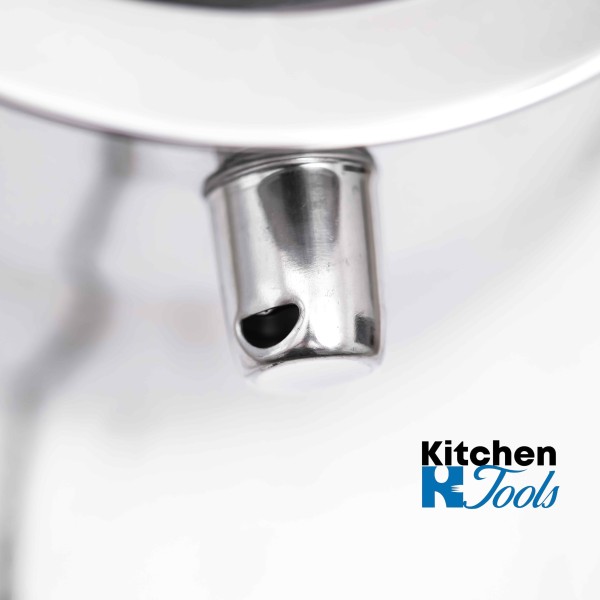 Bohmann тенджера за мляко с капак и свирка