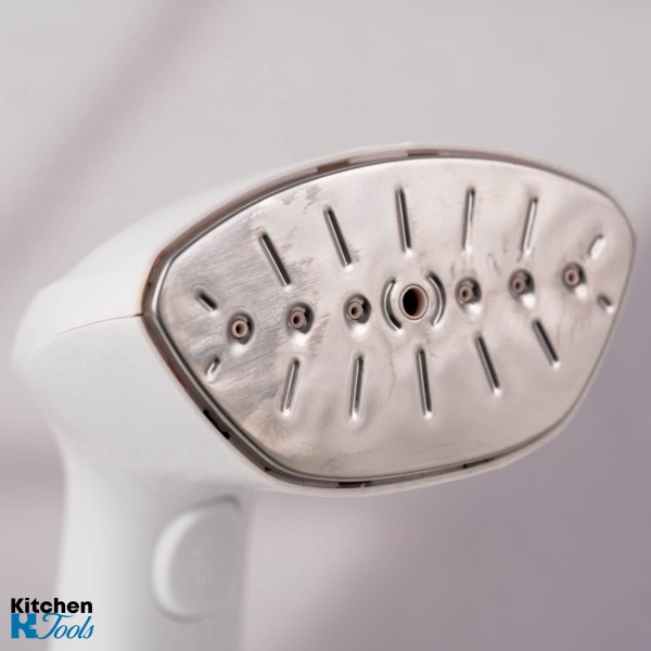 Вертикална парна ютия Rosberg, 1000W, резервоар 200ml