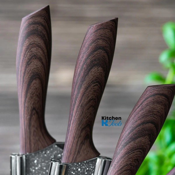 Комплект ножове Bohmann, мраморни остриета