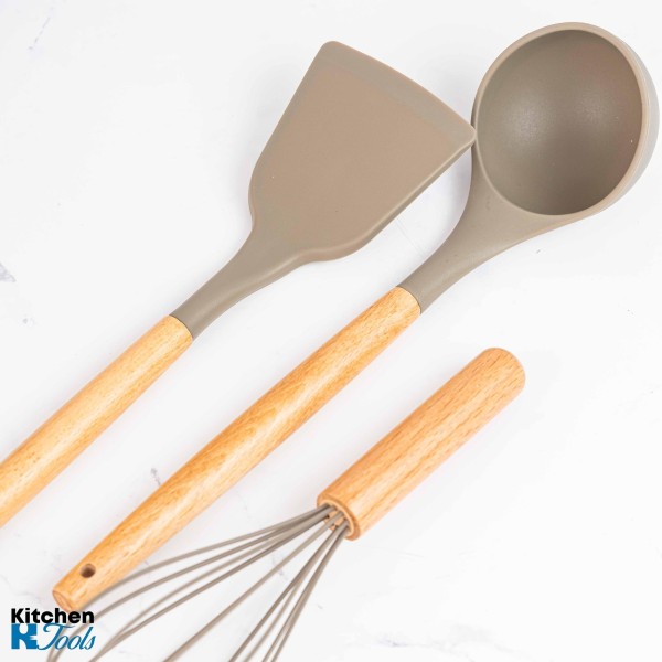 Комплект кухненски прибори Bohmann, 8 части