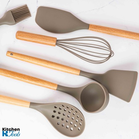Комплект кухненски прибори Bohmann, 8 части