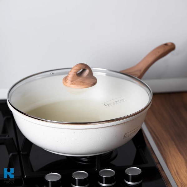 Уок тиган Goldmann, лят алуминий, 30x9.5 см, термоустойчив капак, керамично покритие, мека дръжка, Крем