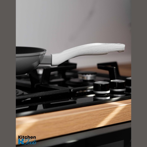 Титаниев тиган Goldmann 22x4см, сензор