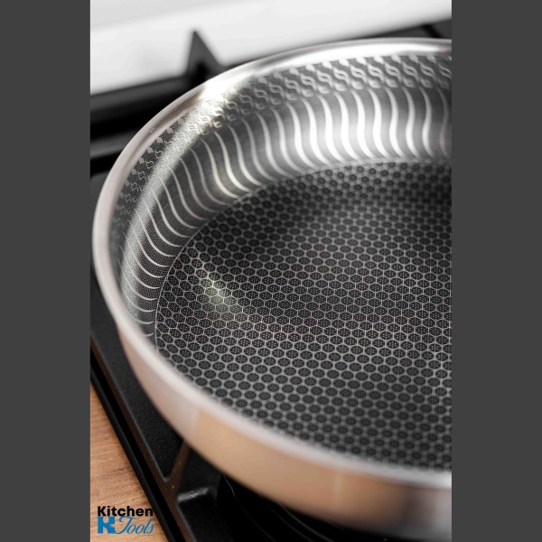 Хибриден уок тиган FUSIONHEX PRO II, 24x5 см, с капак, против надраскване, незалепващо покритие, неразрушима стомана