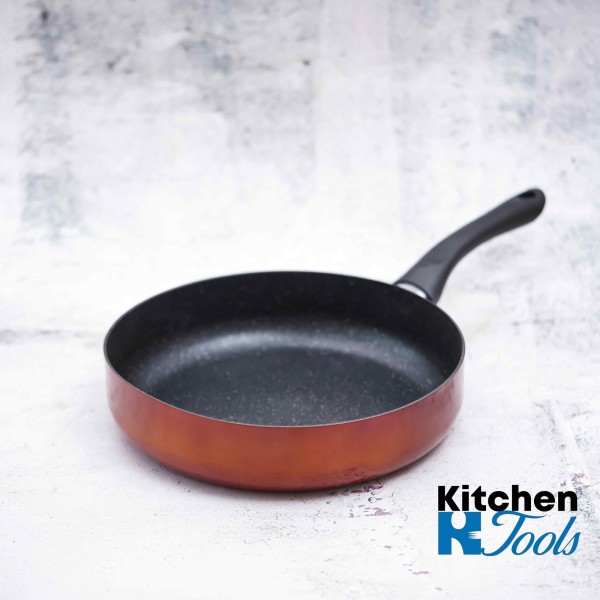 Висок алуминиев тиган с мраморна вътрешност