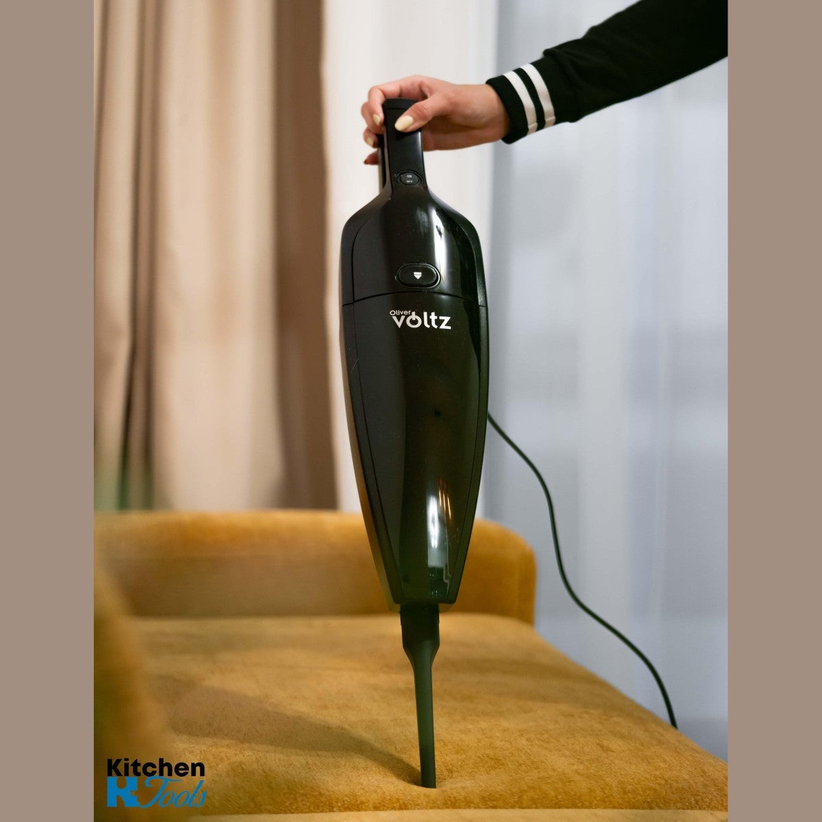 Прахосмукачка 2 в 1, 800W, контейнер за 2000ml, 5-метров кабел, Oliver Voltz, черна