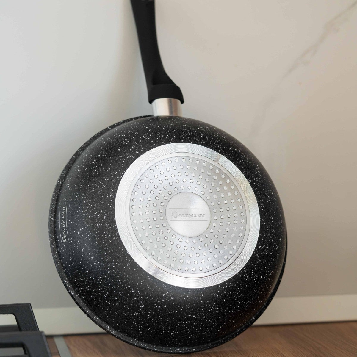 WOK тиган с незалепващо покритие, 26x5.5cm 2.9 L, керамично покритие, мека дръжка, Goldamnn, мрамор