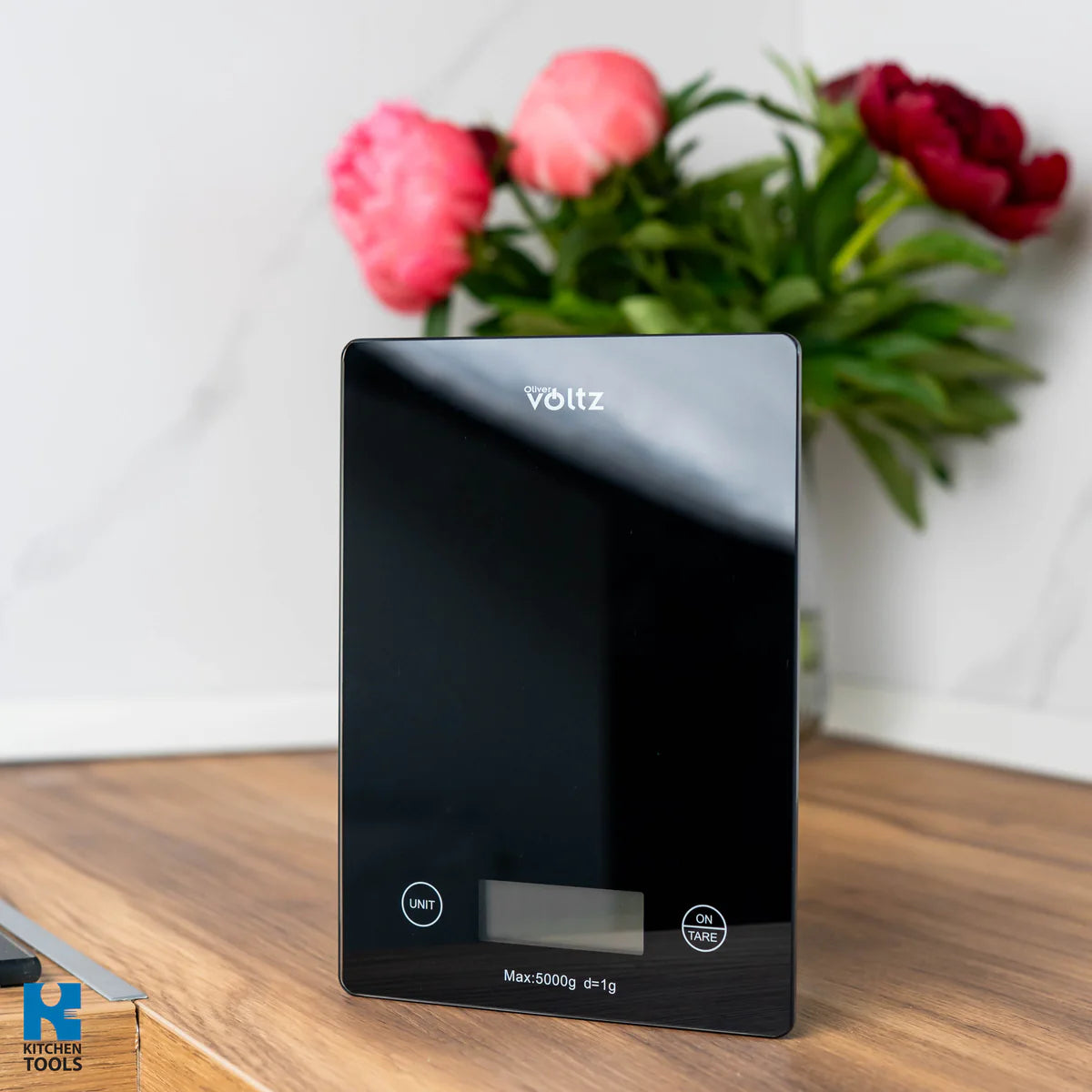 Кухненска везна Voltz Premium RP51651K , 5кг., 2xAAAбатерии ( не са вкл.), LCD екран, Черен